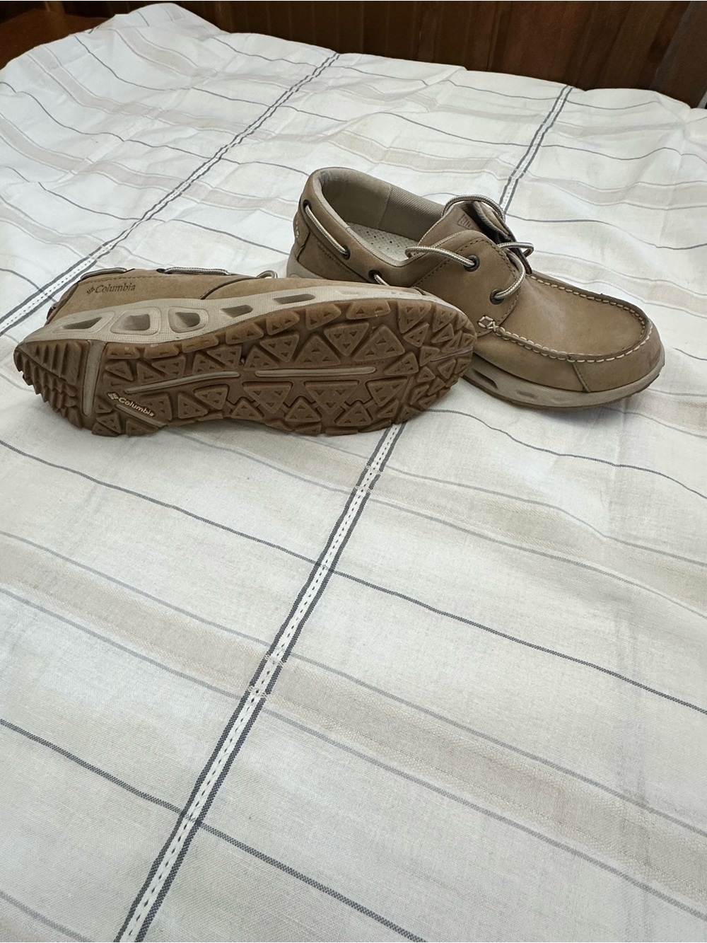 Columbia Men's Tan Moccasin-Style Boat Shoes Size 10